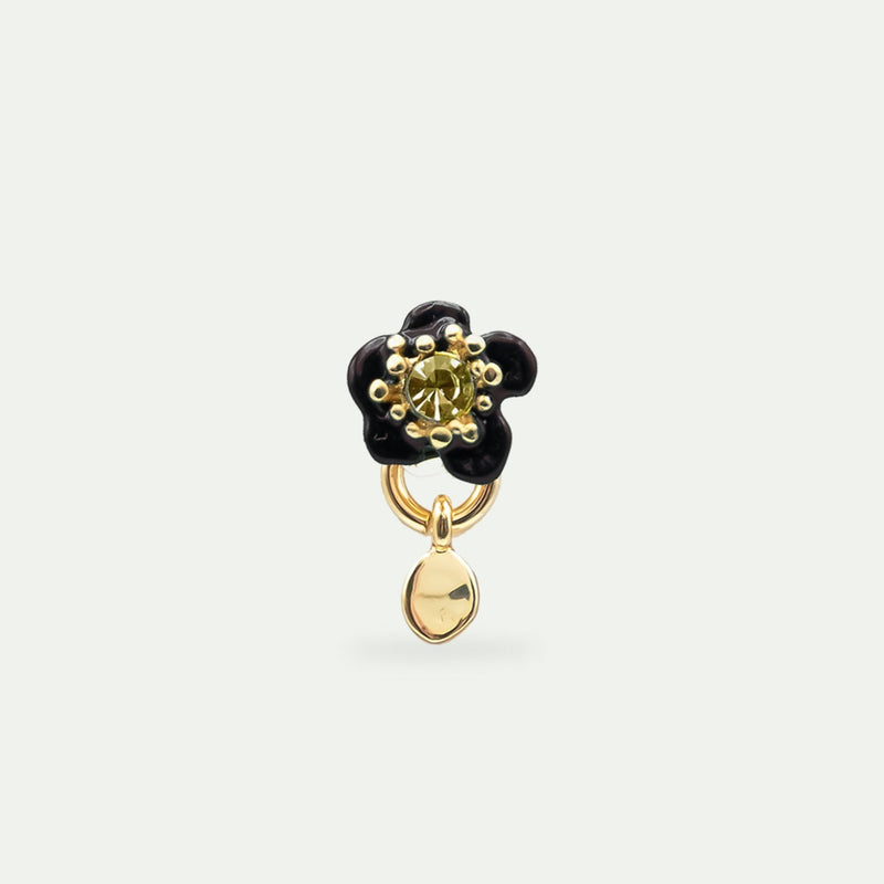 SINGLE EARRING WITH BLACK FLOWER & FACETED STONE
